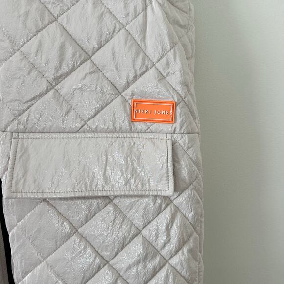 Nikki Jones Montreal Spring 24 Collection Hooded Mid-Length Quilted Vest Cream M - Picture 5 of 12